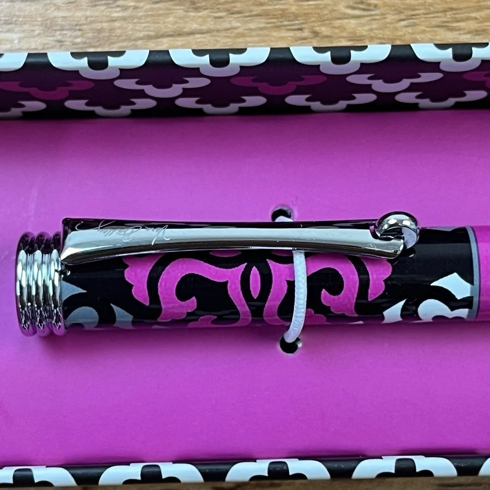 Vera Bradley Ball Point Pen in Canterberry Magenta ,‎ Black Ink NEW in Box